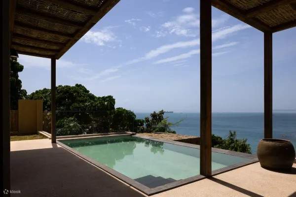 จอแสดงผลสระว่ายน้ำห้องพักโรงแรม